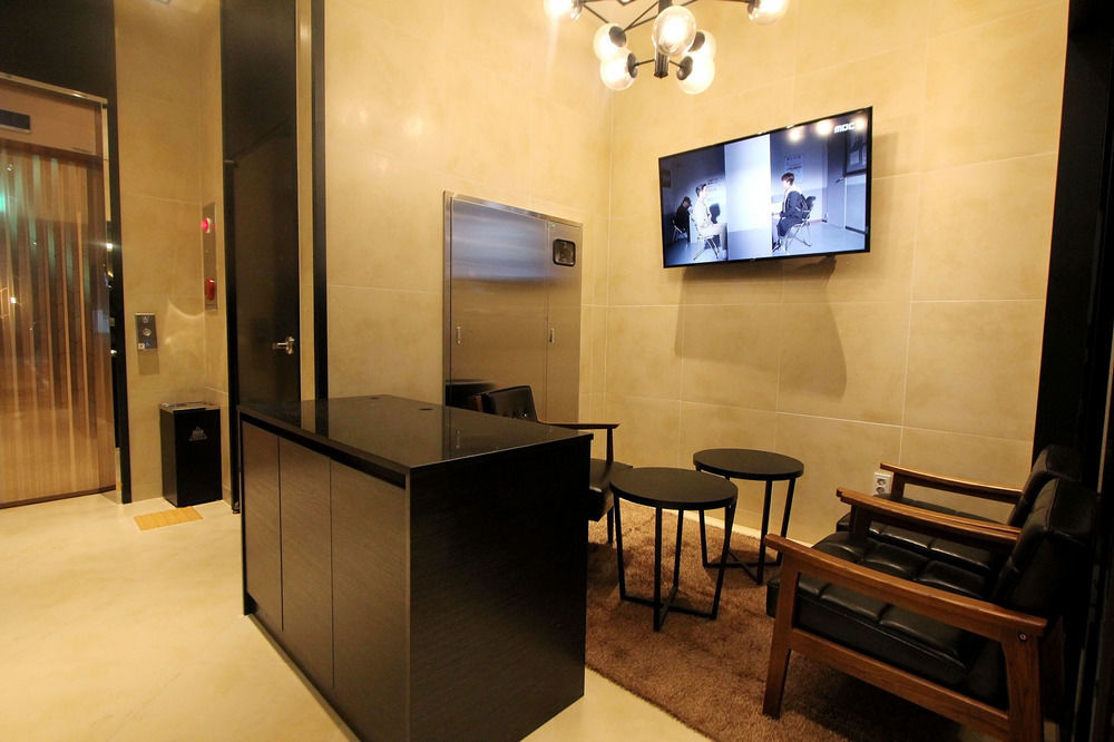 โรงแรมดับลิน ปูซาน ภายนอก รูปภาพ
